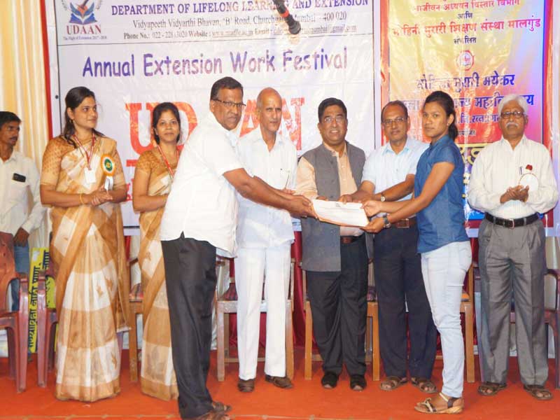 <span  class="uc_style_uc_tiles_grid_image_elementor_uc_items_attribute_title" style="color:#ffffff;">udaan_2017_18_13 (1)</span>